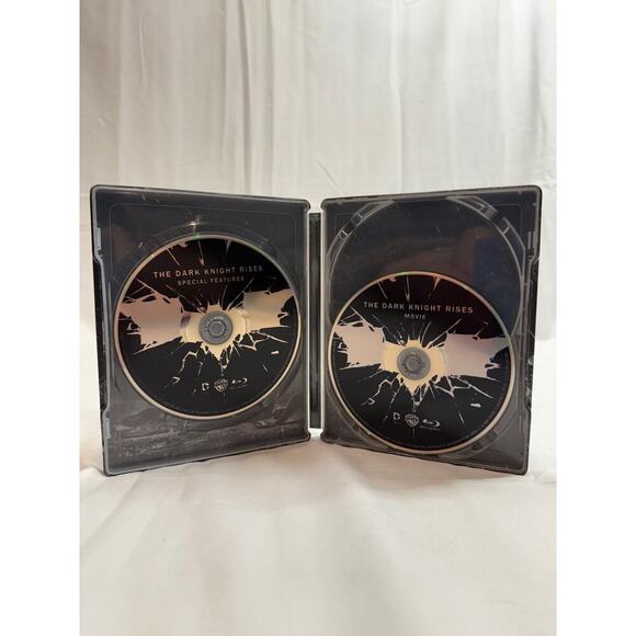 The Dark Knight Rises Steelbook Blu-ray – Like New Condition - Picture 3 of 3